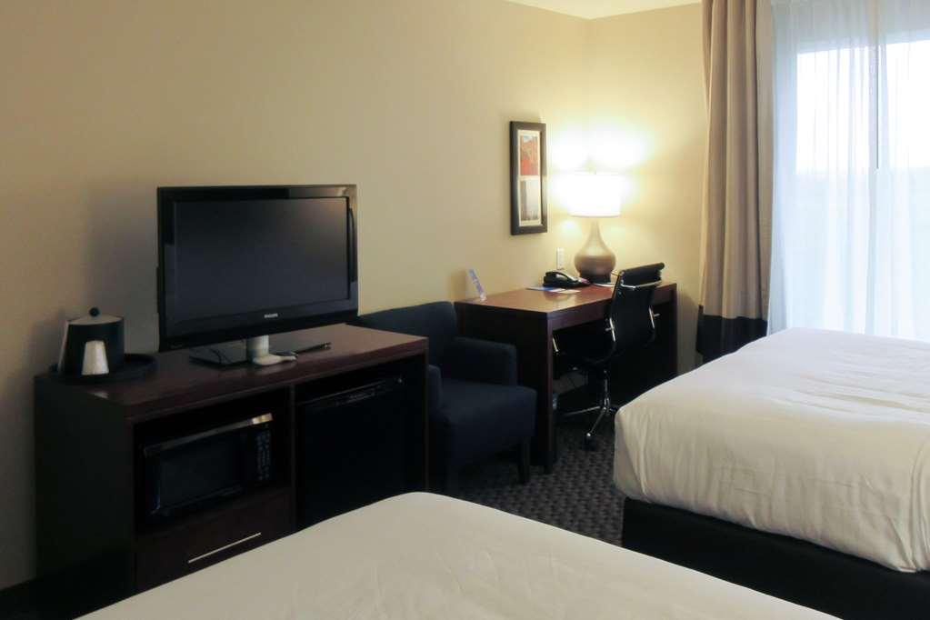 Comfort Inn & Suites Logan Near University Экстерьер фото