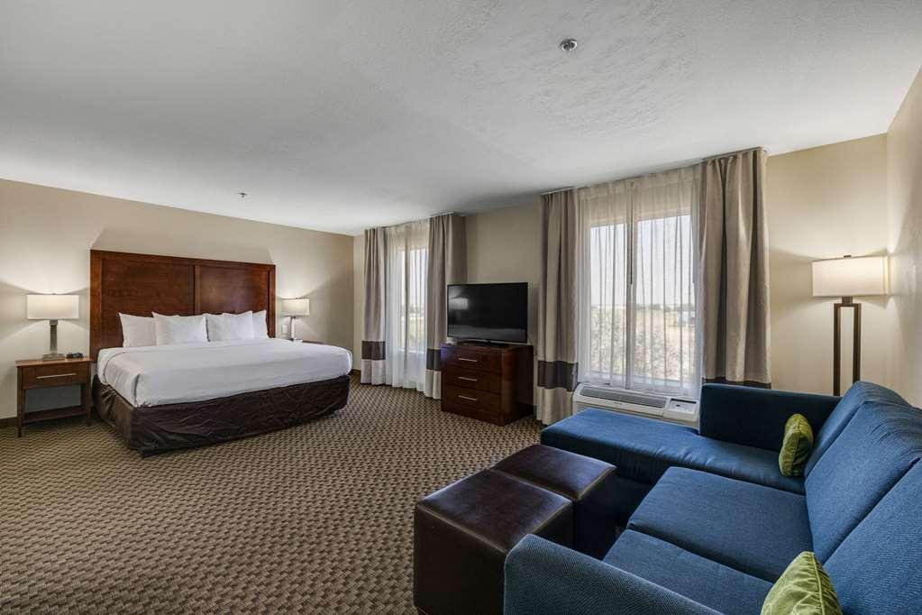 Comfort Inn & Suites Logan Near University Номер фото
