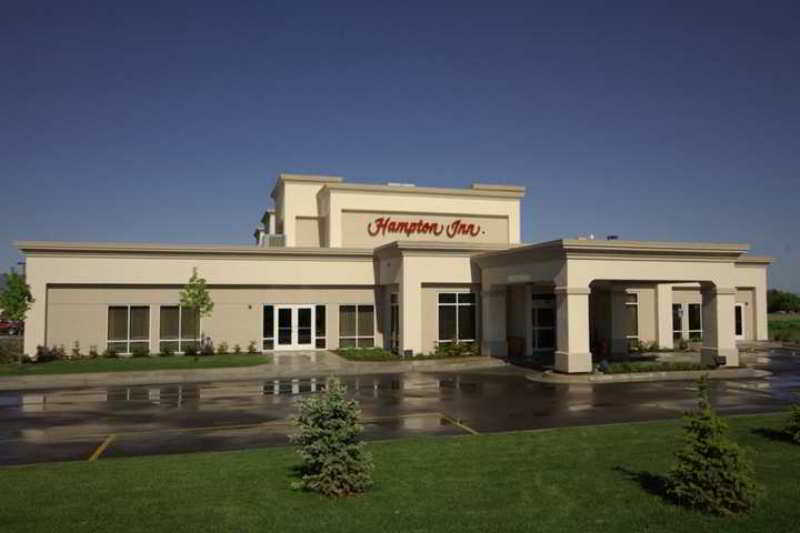 Comfort Inn & Suites Logan Near University Экстерьер фото